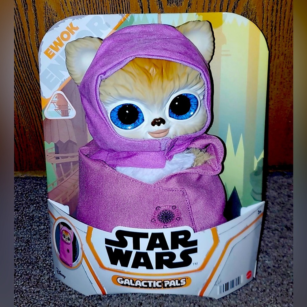 STAR WARS Galactic Pals *EWOK GIRL* 11" Pink PLUSH Figure & Satchel 2022 NWT.